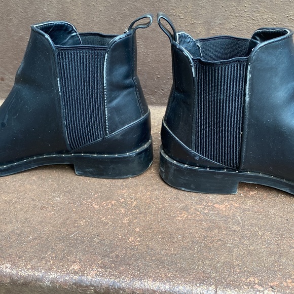 Zara “Chelsea” Boots - Picture 4 of 5